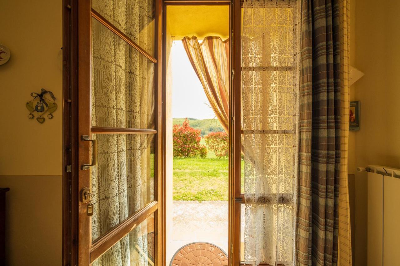 Agriturismo Due Ponti Chianni Exterior foto