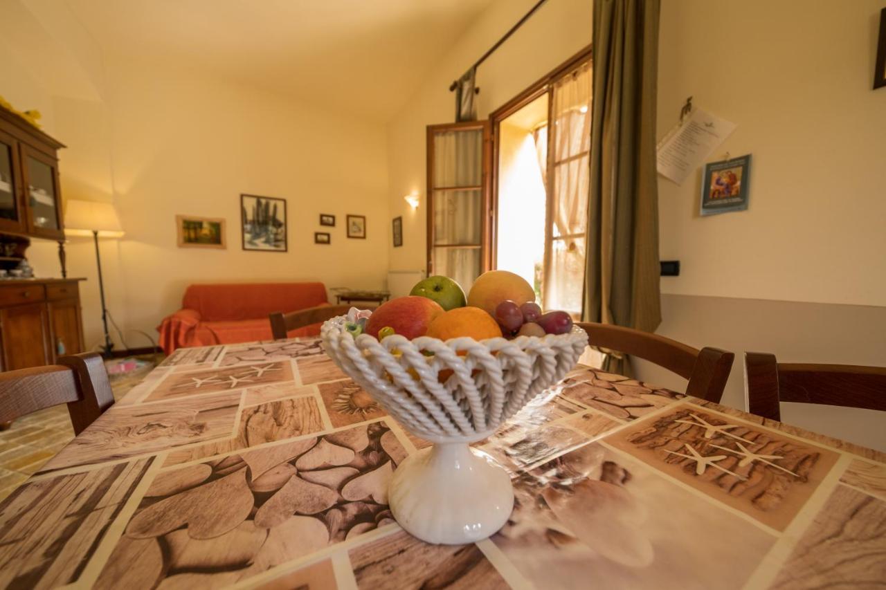 Agriturismo Due Ponti Chianni Exterior foto