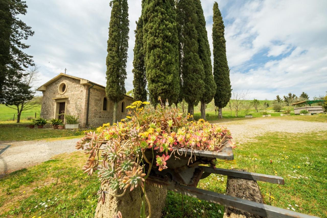 Agriturismo Due Ponti Chianni Exterior foto